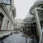 P77 Central New 4-Bedrooms Piotrkowska Cale Miejsce 4 Pokoje Z Lazienka I Kuchnia Na Korytarzu Budynku